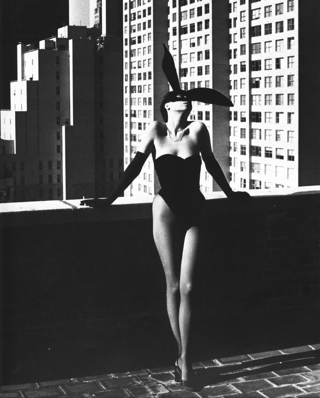 Elsa Peretti, New York, 1975 © Helmut Newton